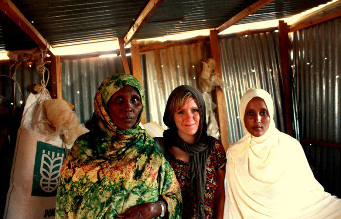 Jo Harrison with Dadaab residents Saadia Yussif Abdi and her mother, Maryon Mohamed. Photo: Jo Harrison/Oxfam