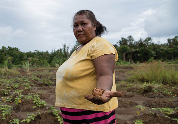 Adriana Wale, Solomon Islands. Photo: Collin Leafasia/Oxfam